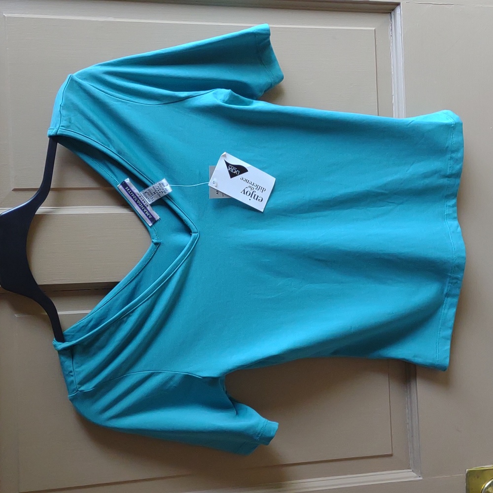 Amanda Smith top SZ M NWT